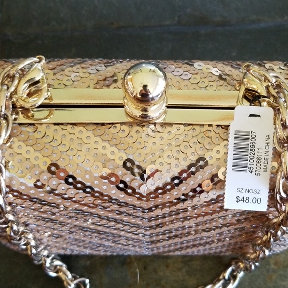 😍Host Pick😍 WHBM Gold Purse NWT - Picture 5 of 6